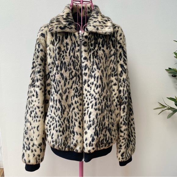 Urban Outfitters Cheetah Animal Print Bomber Jacket Size Small Hipster Mob Wife - Picture 3 of 11